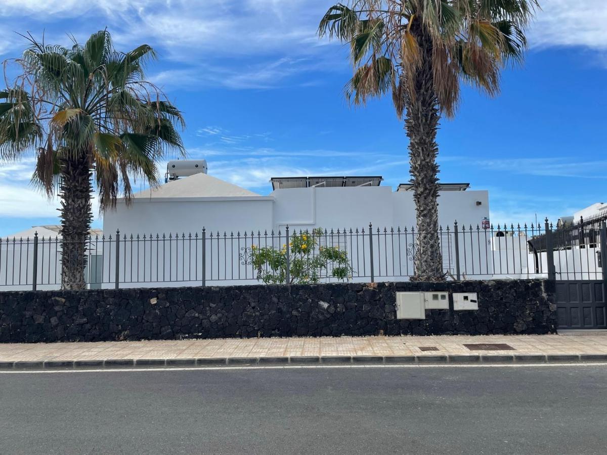 Villa Luisa Puerto Del Carmen プエルト・デル・カルメン エクステリア 写真